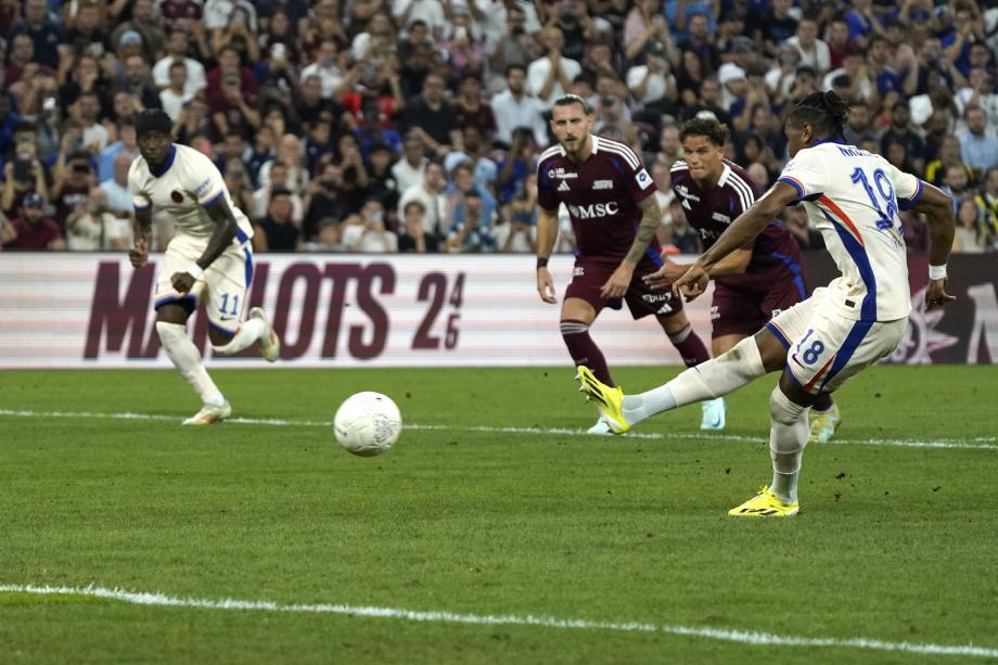 欧协联-恩库昆破门 切尔西总比分3-2晋级正赛