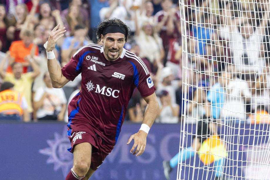 欧协联-恩库昆破门 切尔西总比分3-2晋级正赛