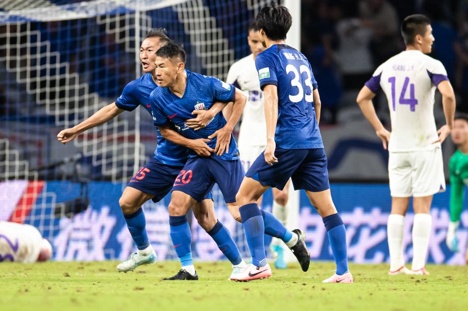 于汉超2分钟扳平+绝杀 申花2-1津门虎距榜首2分