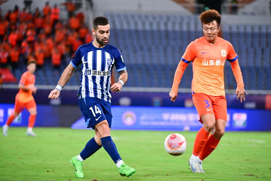 山东泰山0-0武汉三镇 近6轮仅1胜失争三可能