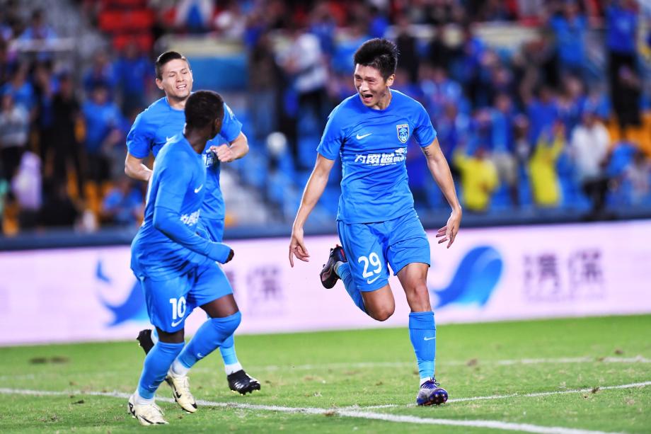 中超-郑浩乾双响 10人青岛海牛1-2不敌南通支云
