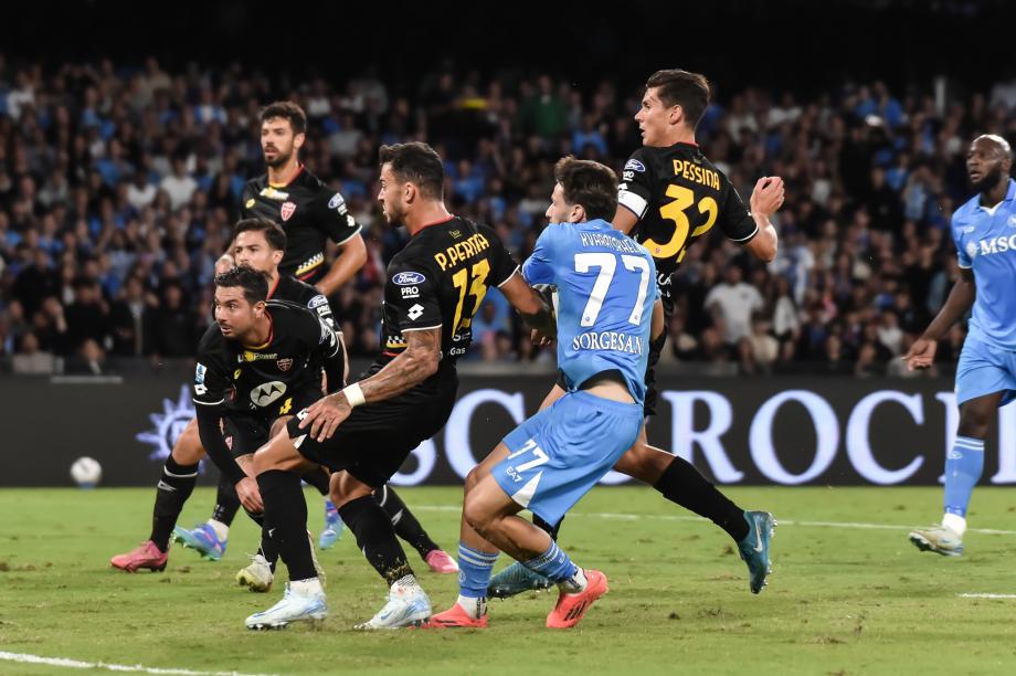 麦克托米奈助攻K77破门 那不勒斯2-0登顶意甲