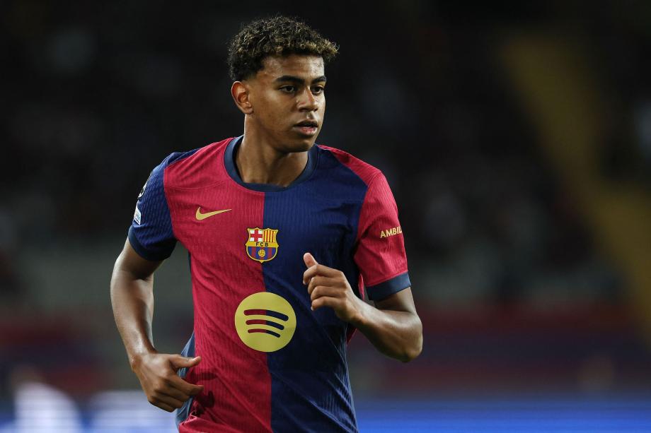 欧冠-莱万双响拉菲尼亚传射 巴萨5-0年轻人