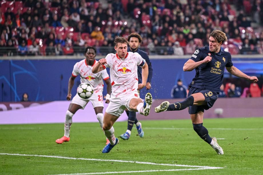 欧冠-弗拉霍维奇双响孔塞桑传射 尤文3-2逆转莱比锡