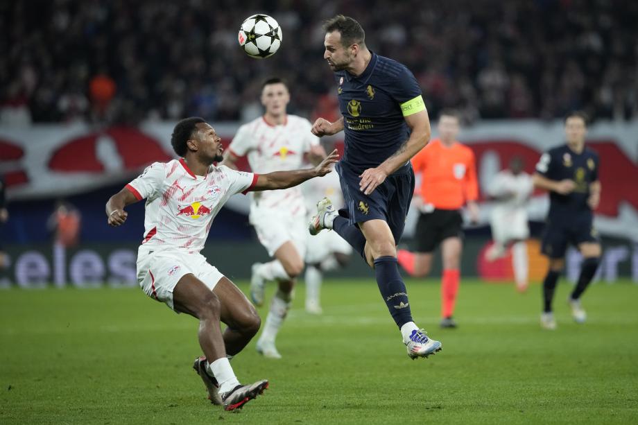 欧冠-弗拉霍维奇双响孔塞桑传射 尤文3-2逆转莱比锡