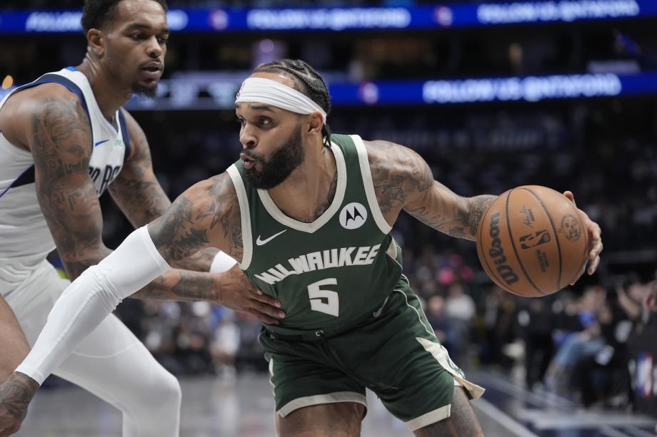 汤普森11+6欧文14分 独行侠大胜雄鹿终结三连败