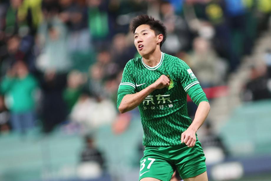 中超-曹永竞林良铭双响 北京国安6-0大胜青岛海牛