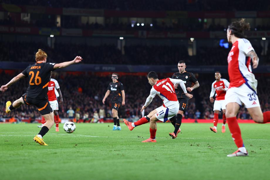 马丁内利造乌龙特罗萨德失点 阿森纳1-0矿工