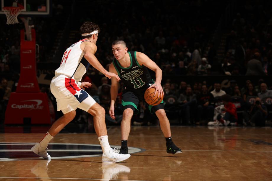 塔图姆25+11布朗27分 凯尔特人大胜奇才