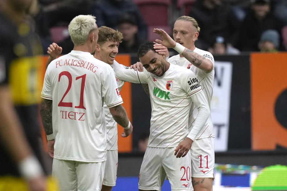 毛里斯梅开二度 十人多特客场1-2奥格斯堡