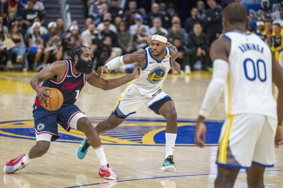 哈登23+11+7库里伤退 勇士负快船吞赛季首败