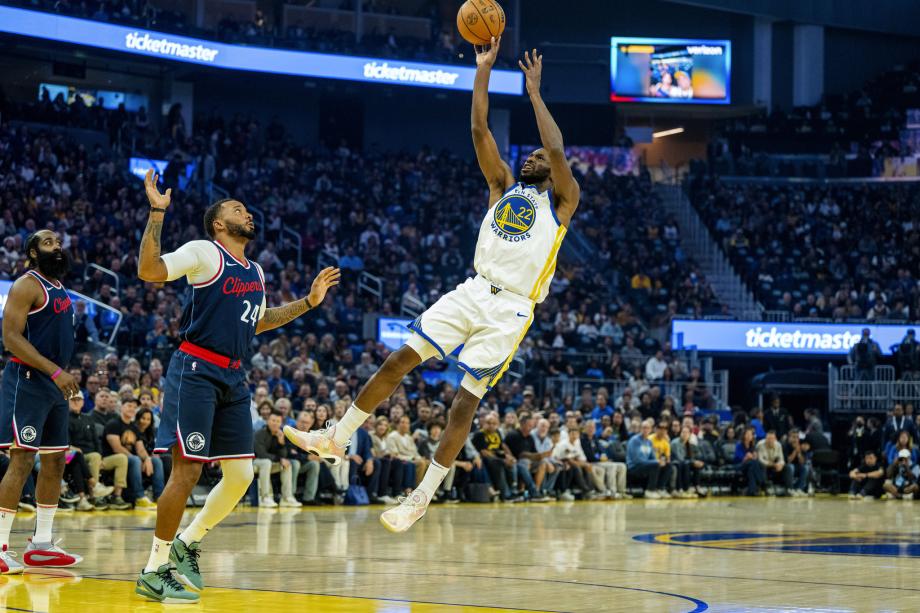 哈登23+11+7库里伤退 勇士负快船吞赛季首败