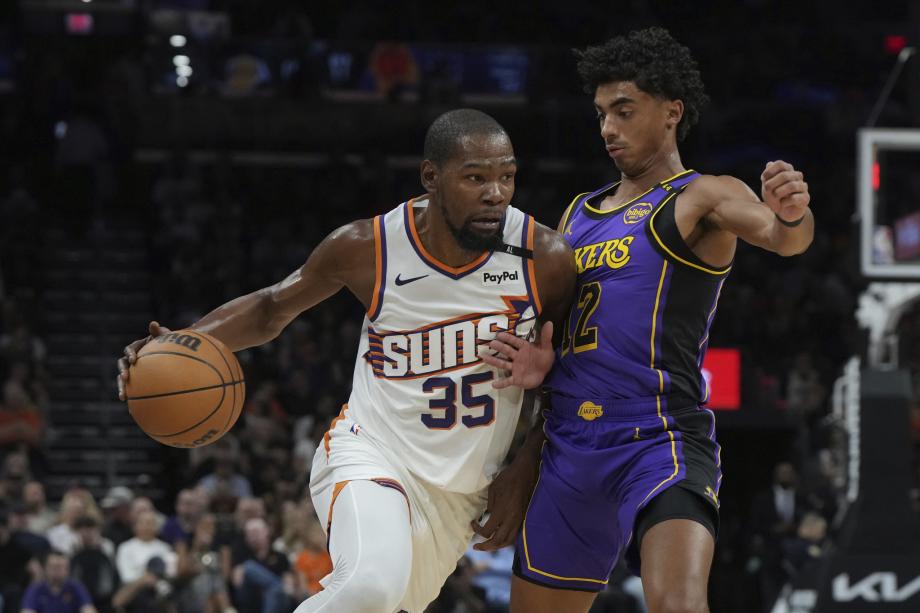 詹姆斯11分戴维斯29+15 太阳送湖人赛季首败