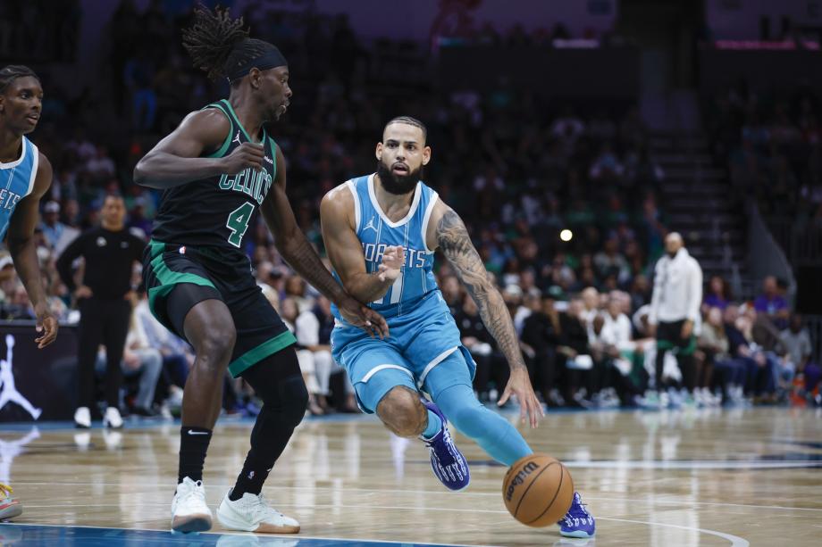 鲍尔31分塔图姆34+11 黄蜂不敌凯尔特人