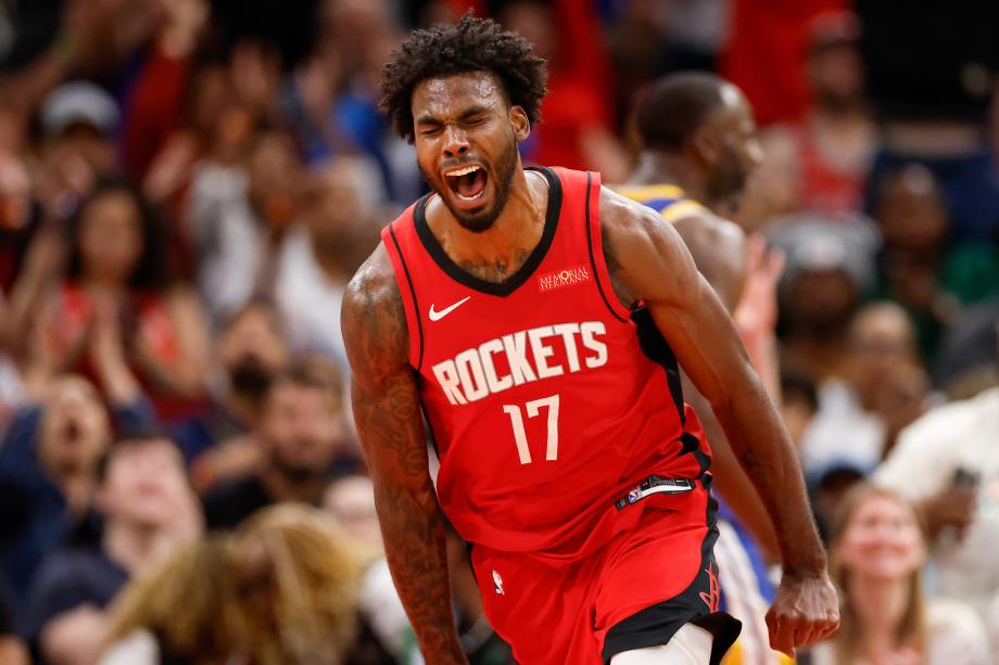 希尔德27+7伊森创新高 勇士加时力克火箭