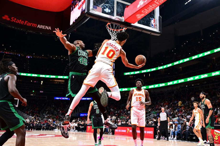 塔图姆28+9杨10中1伤退 凯尔特人大胜老鹰