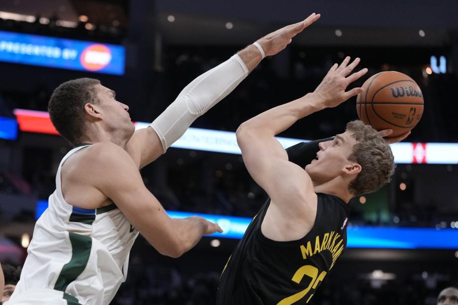 字母哥31+16利拉德34分 雄鹿轻取爵士结束6连败