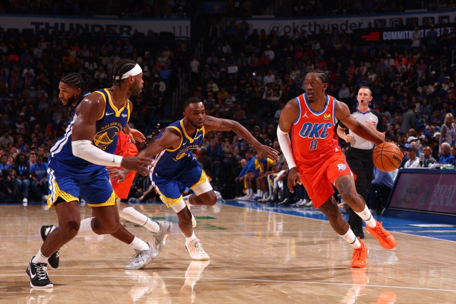 库里36+7霍姆格伦伤退 勇士克雷霆升至西部第2