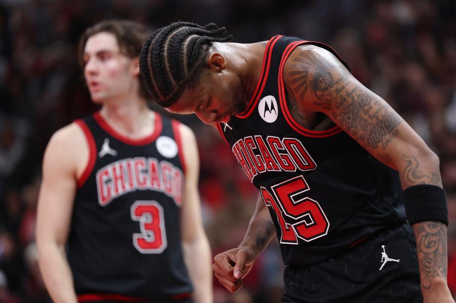 米切尔36分拉文26分 骑士胜公牛豪取12连胜