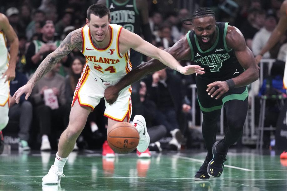 塔图姆20+8戴森28+7 杨缺阵老鹰胜凯尔特人