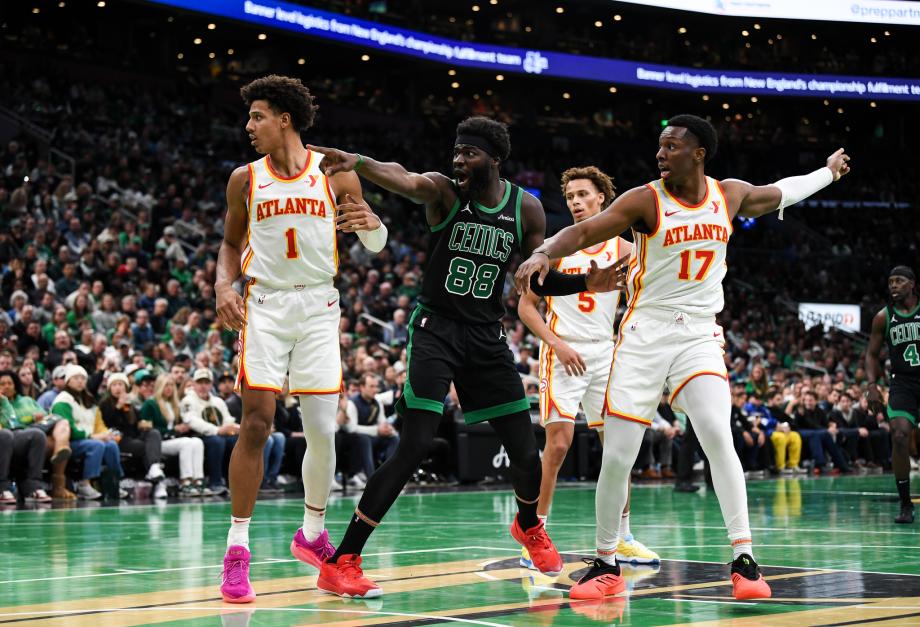 塔图姆20+8戴森28+7 杨缺阵老鹰胜凯尔特人