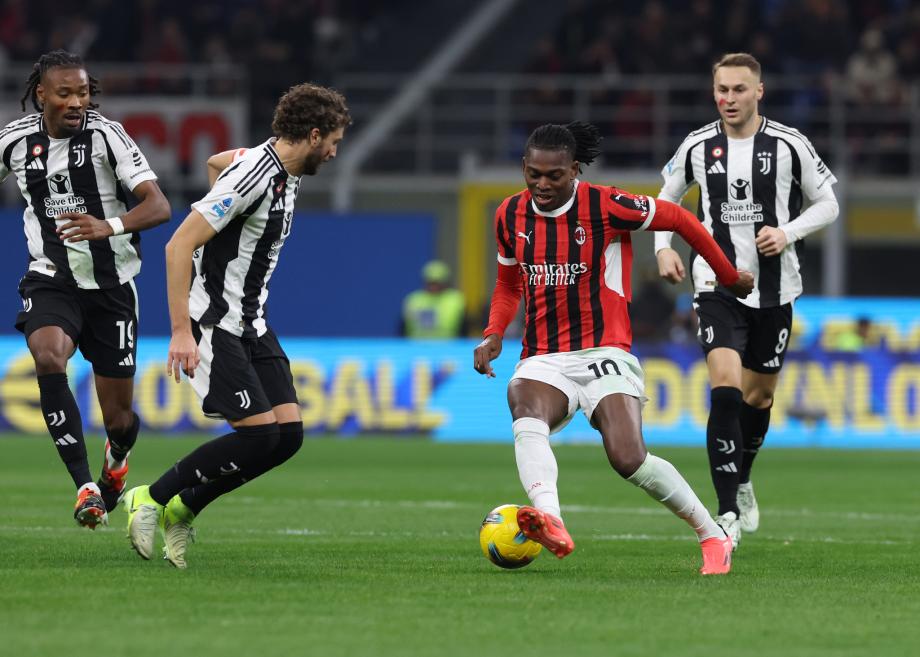 两队全场无进球良机 AC米兰0-0战平尤文