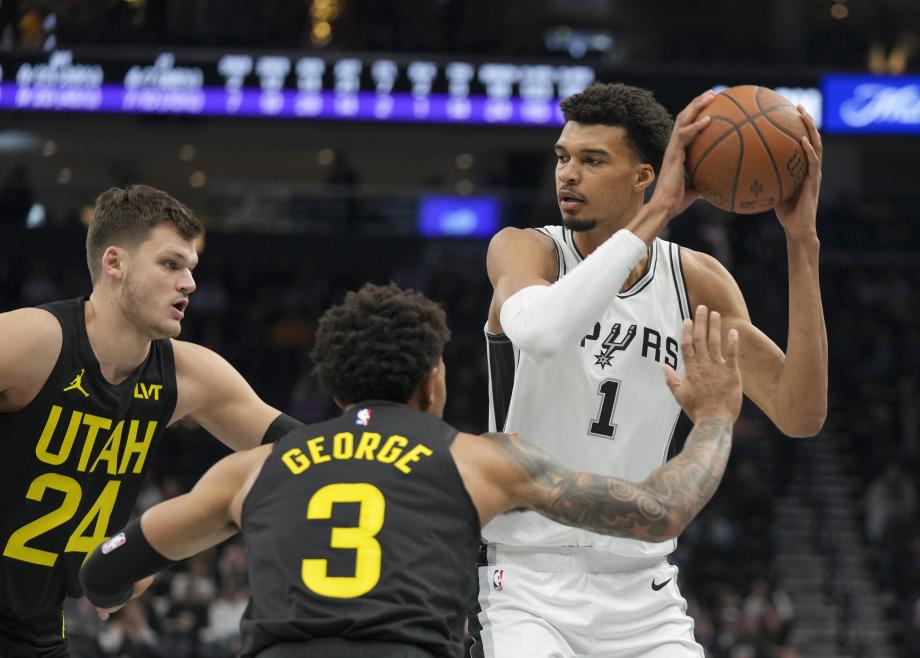 文班亚马34+7乔治26+5 马刺击败爵士取四连胜