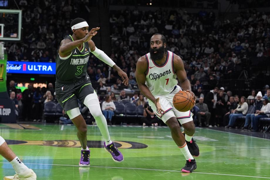 爱德华兹21+4哈登20+11 森林狼1分险胜快船