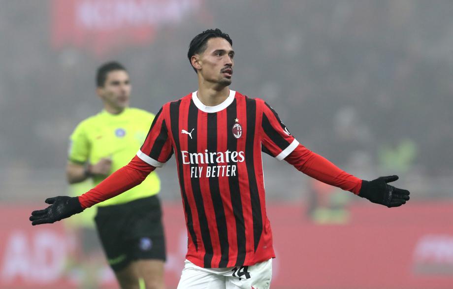 莫拉塔破门赖因德斯双响 AC米兰3-0恩波利