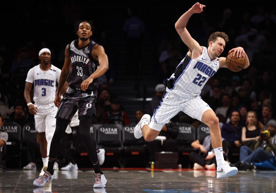 小瓦格纳20+9崔永熙登场 魔术胜篮网豪取六连胜