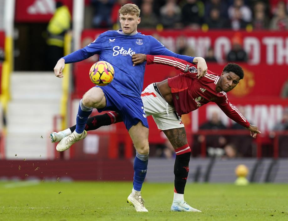 英超-拉什福德齐尔克泽均双响 曼联4-0阿莫林