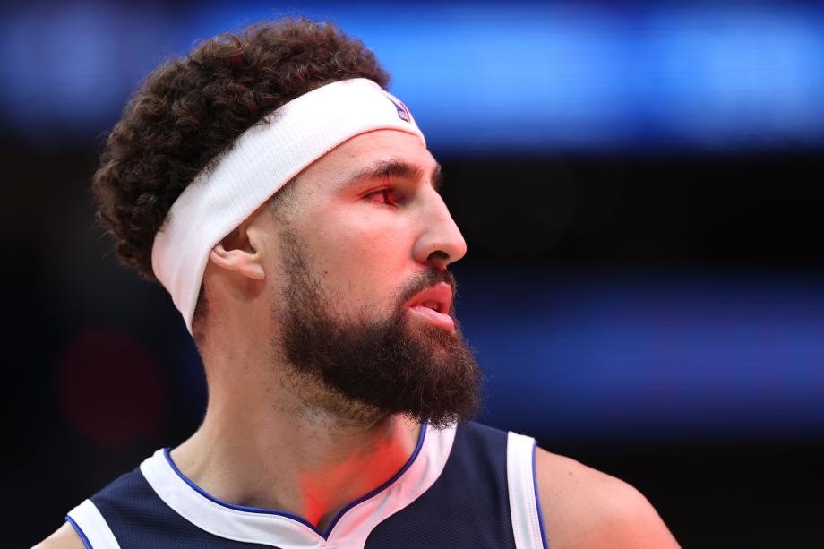 东契奇三双欧文25分 独行侠大胜送奇才16连败