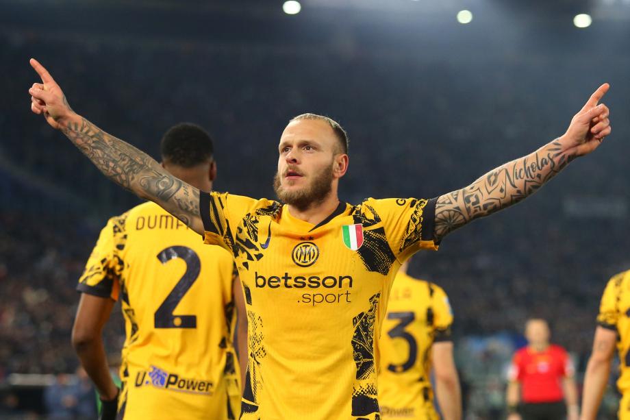 恰20、邓弗里斯传射 国米6-0拉齐奥十轮不败