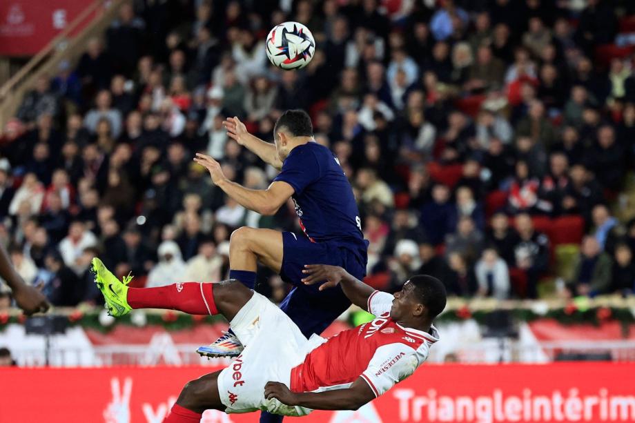 法甲-多纳鲁马遭鞋钉踹脸伤退 巴黎4-2摩纳哥