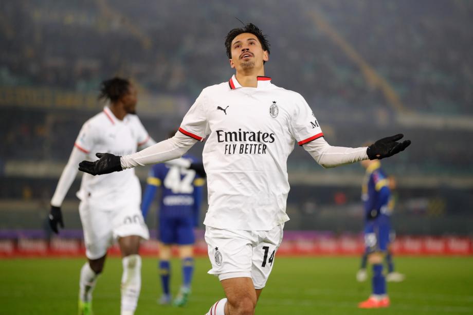 赖因德斯建功 AC米兰客场1-0小胜维罗纳