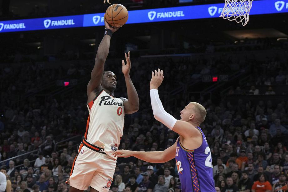 活塞7人上双客胜太阳 杜兰特43分赛季新高