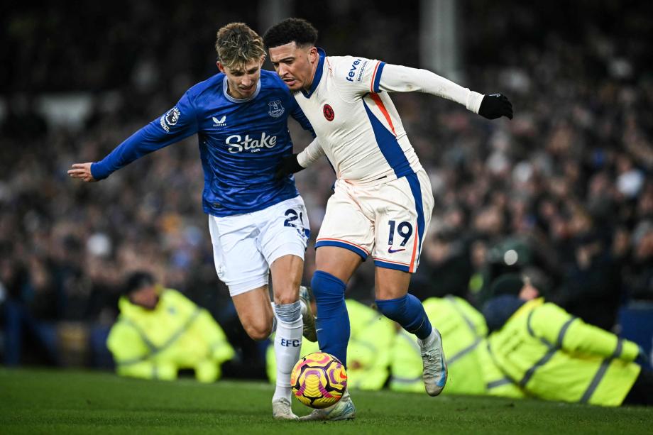 杰克逊中柱桑切斯神扑 切尔西0-0平埃弗顿