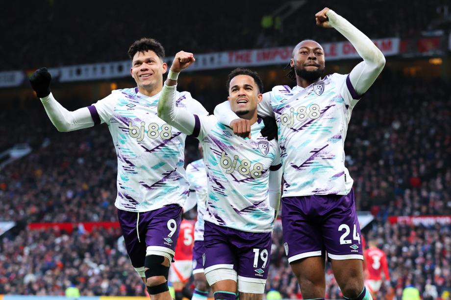 3分钟连丢2球 曼联0-3不敌伯恩茅斯近4轮3负