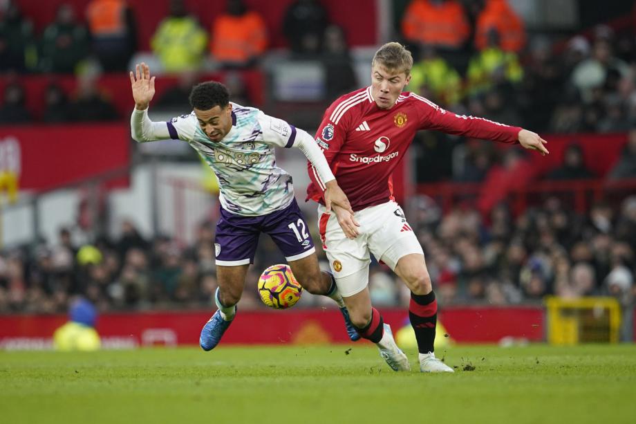 3分钟连丢2球 曼联0-3不敌伯恩茅斯近4轮3负