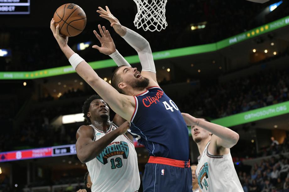 哈登21+8+9鲍威尔29分 快船客胜灰熊升至西部第7