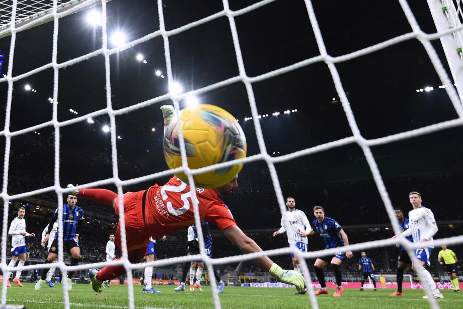 意甲-图拉姆重炮 国米2-0科莫联赛取得4连胜