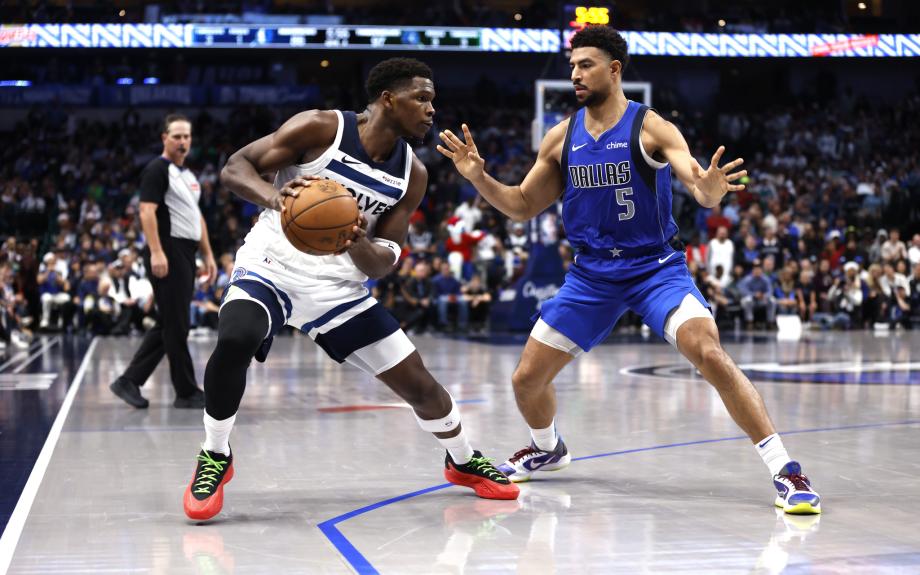 爱德华兹26分欧文空砍39分 森林狼力克独行侠