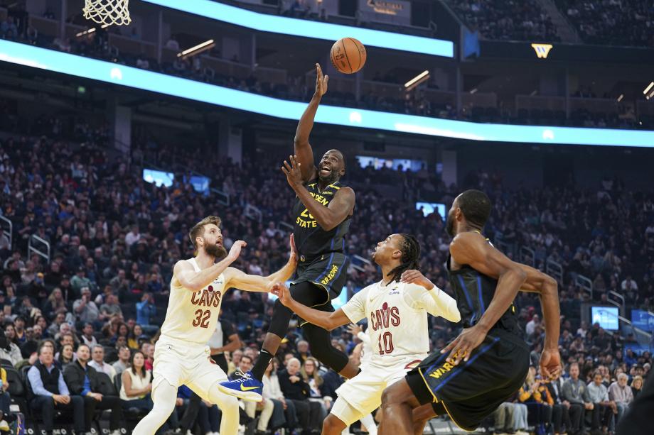 米切尔23分库里11分 骑士轻取勇士取7连胜