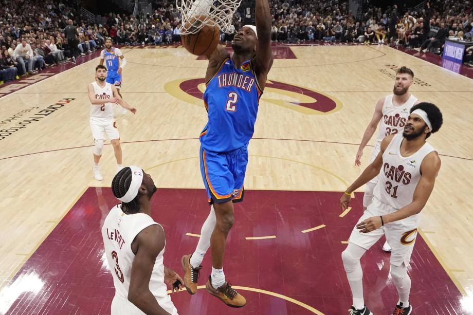 东部第一战胜西部第一！骑士终结雷霆15连胜