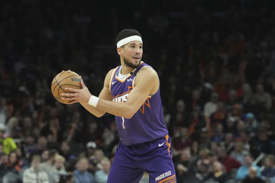 杜兰特23分布克20+12 特雷·杨21+7太阳胜老鹰