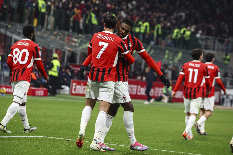 莫拉塔破门佐尔泰亚扳平 米兰1-1卡利亚里