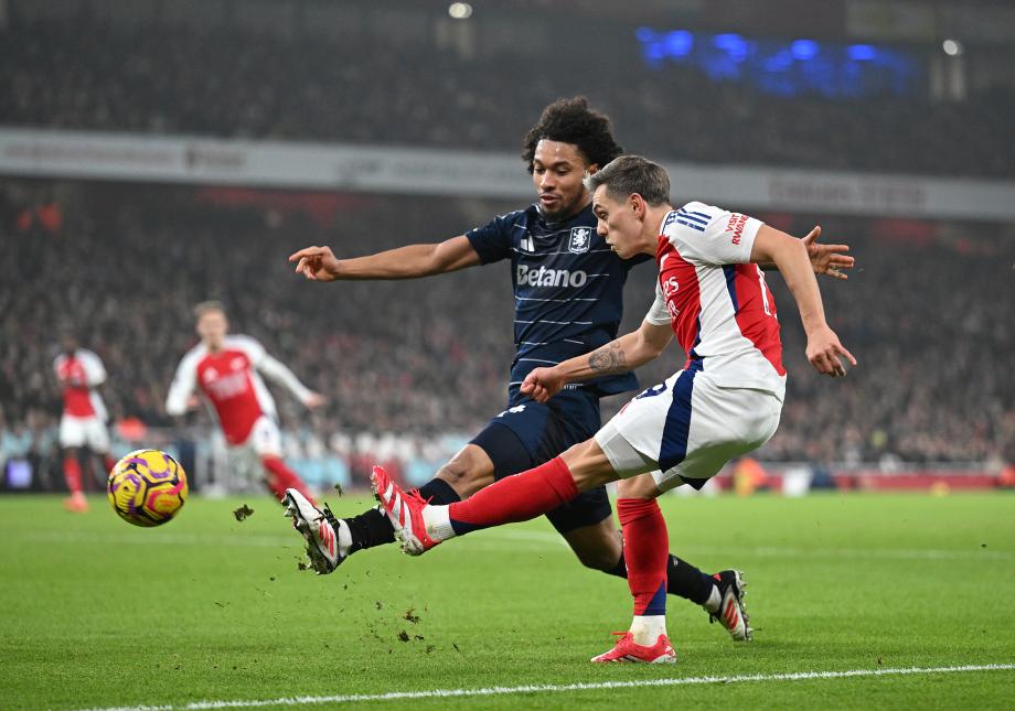 特罗萨德助攻梅开二度 阿森纳主场2-2维拉