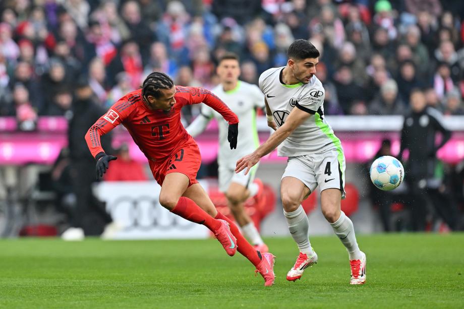 格雷茨卡双响奥利塞传射 拜仁3-2沃尔夫斯堡