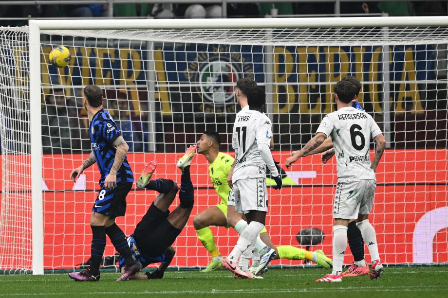 意甲-劳塔罗世界波邓弗里斯建功 国米3-1恩波利