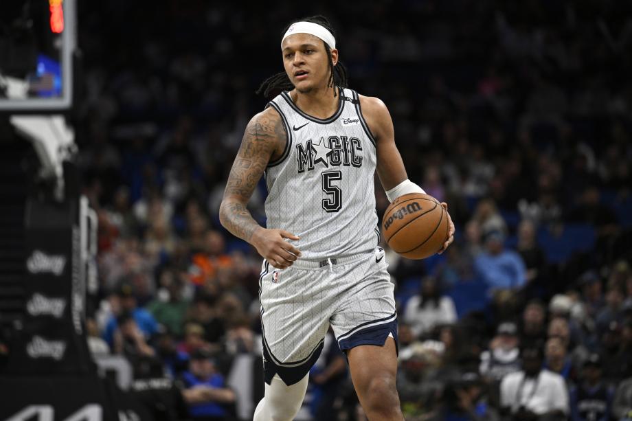 约基奇三双布劳恩20+11 掘金轻取魔术